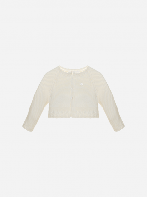 Ecru cardigan made in knit